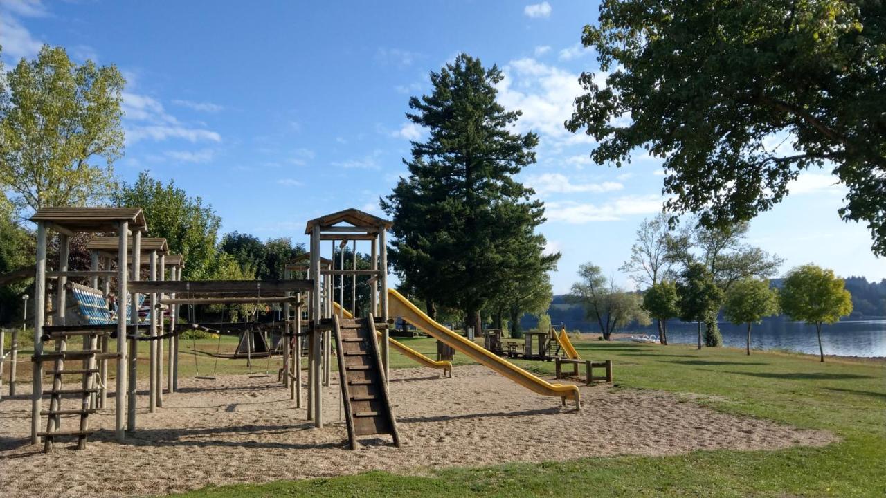 Готель Camping Le Caussanel Canet-de-Salars Екстер'єр фото