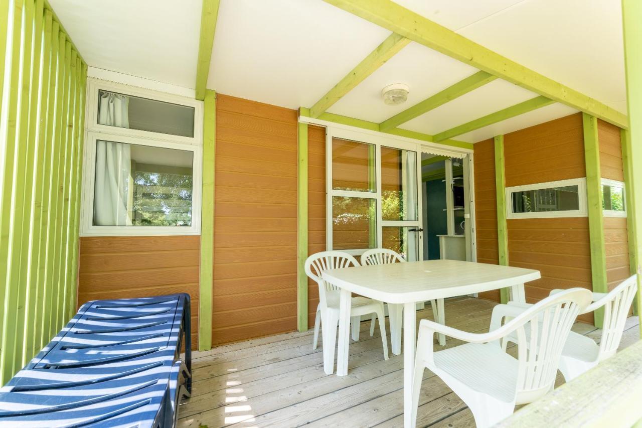 Готель Camping Le Caussanel Canet-de-Salars Екстер'єр фото