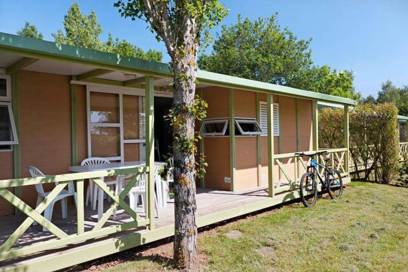 Готель Camping Le Caussanel Canet-de-Salars Екстер'єр фото